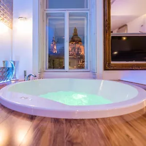 Enzo Capo Luxury Suites Andrassy Apartament